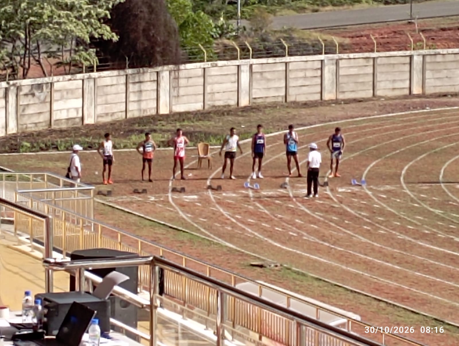 Atlet-atlet cabang olahraga atletik Kabupaten Kepulauan Anambas mulai berlaga pada Pekan Olahraga Provinsi (Porprov) Kepulauan Riau VI 2026 di Tanjungpinang, Jumat (30/10). (F-fendi)