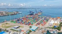 Badan Pengusahaan (BP) Batam mencatat, hingga akhir September 2026, penerimaan jasa kepelabuhanan mencapai Rp365,56 miliar atau 75 persen dari target tahunan sebesar Rp490,15 miliar. Capaian tersebut tumbuh 3 persen secara tahunan (year-on-year/YoY). Badan Pengusahaan (BP) Batam mencatat, hingga akhir September 2026, penerimaan jasa kepelabuhanan mencapai Rp365,56 miliar atau 75 persen dari target tahunan sebesar Rp490,15 miliar. Capaian tersebut tumbuh 3 persen secara tahunan (year-on-year/YoY).