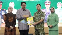 Bintan Roby Kurniawan saat acara lepas sambut Komandan Kodim (Dandim) 0315/Tanjungpinang dari Kolonel Inf. Abdul Hamid, S.I.P. kepada Letkol Inf. Dicky Purwanto, S.Sos., M.I.P., di Aula Bandar Seri Bentan, Jumat (30/10) sore. Bintan Roby Kurniawan saat acara lepas sambut Komandan Kodim (Dandim) 0315/Tanjungpinang dari Kolonel Inf. Abdul Hamid, S.I.P. kepada Letkol Inf. Dicky Purwanto, S.Sos., M.I.P., di Aula Bandar Seri Bentan, Jumat (30/10) sore.