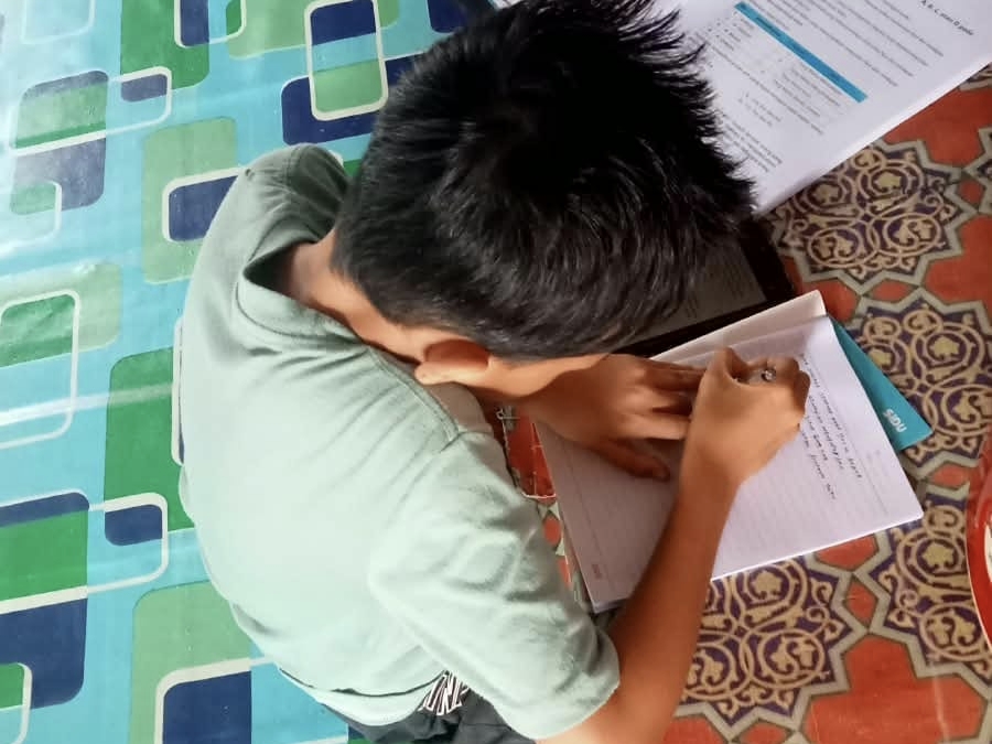 Dinas Pendidikan, Pemuda dan Olahraga (Disdikpora) Kabupaten Kepulauan Anambas resmi memperpanjang pelaksanaan Belajar Dari Rumah (BDR) akibat kondisi kabut asap yang masih menyelimuti beberapa wilayah di Anambas. Rabu (7/10/2026)